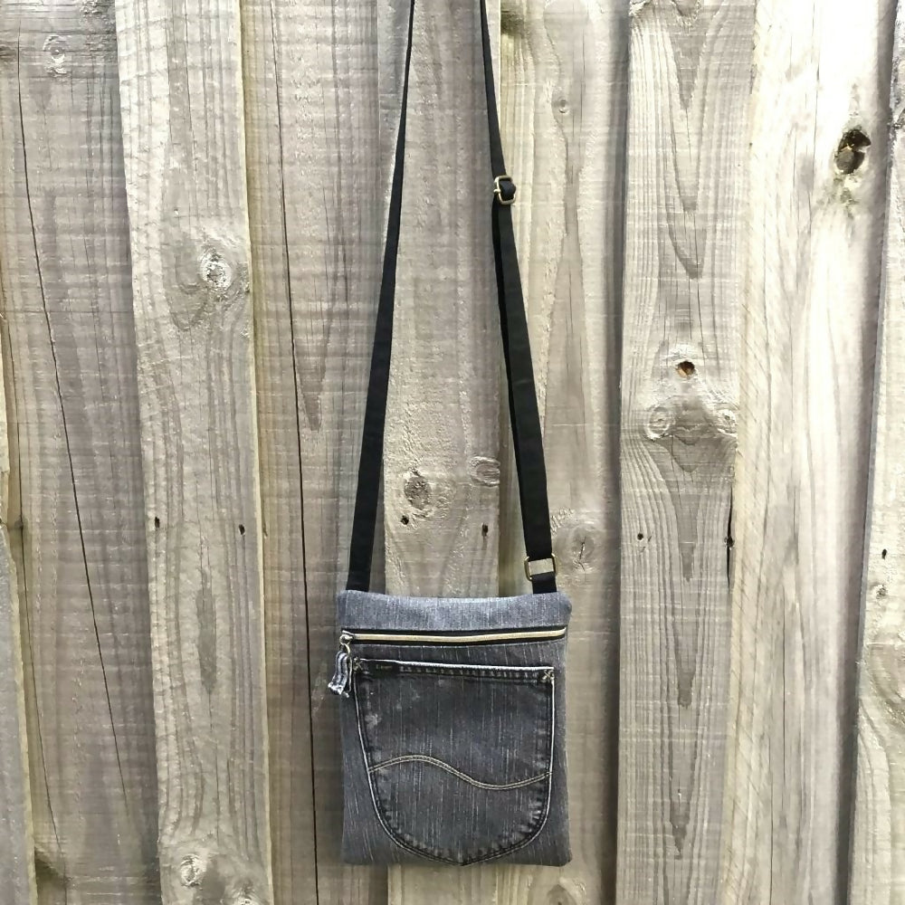 denim-crossbody-bag-05a