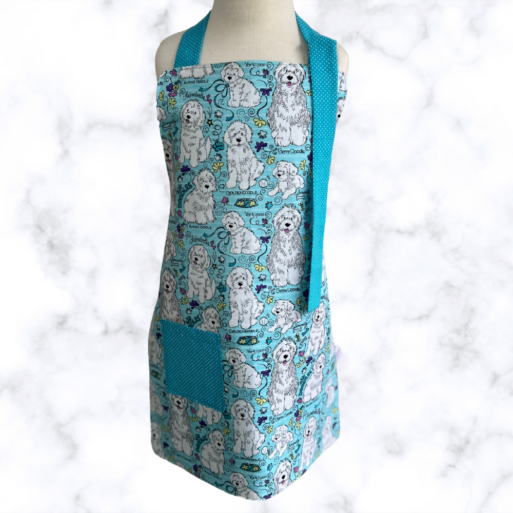 Apron ...Children's Reversible ... Dogs ... 4-5 years