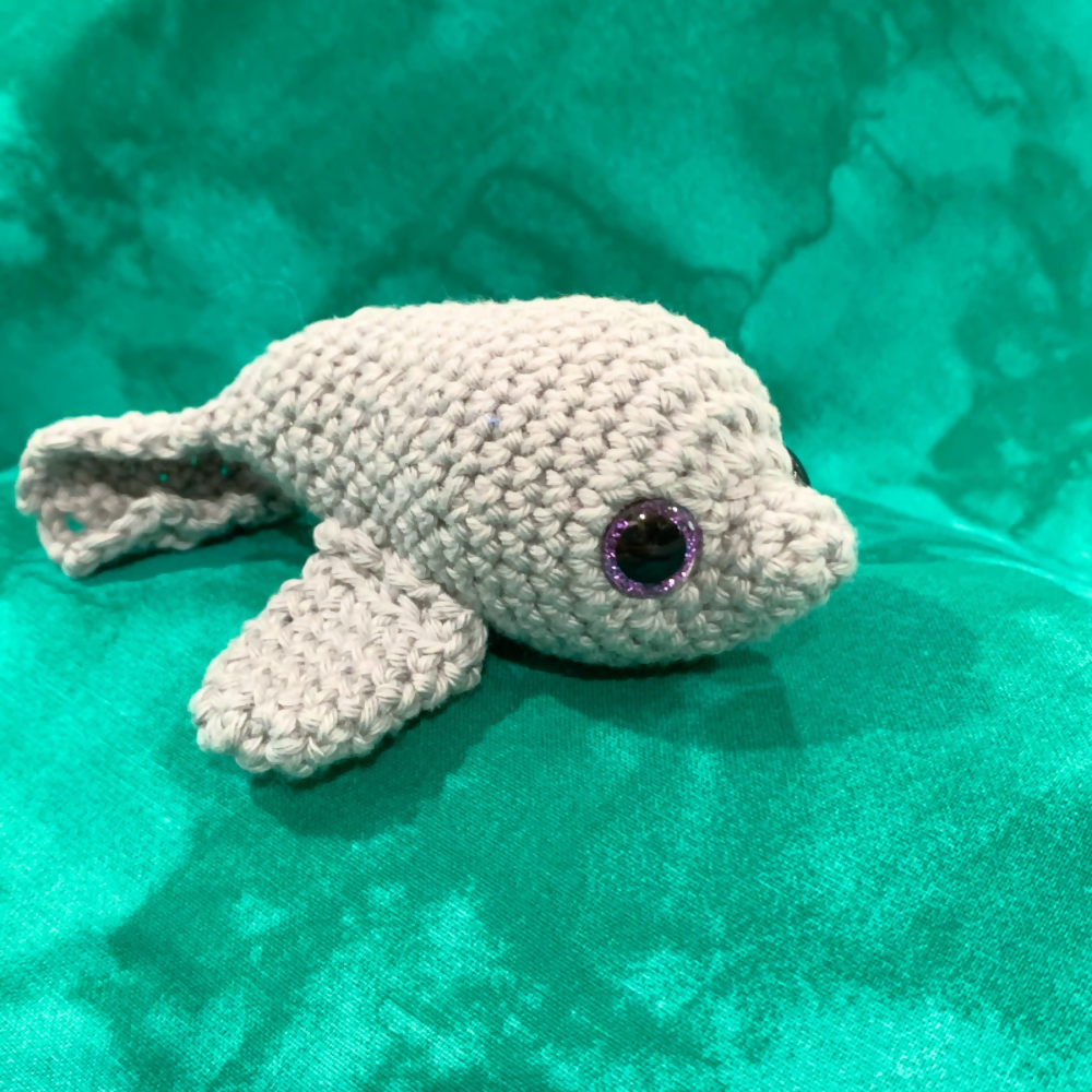 PRODUCT-1000x1000-store - Crochet-manatee-eyecolour-thoughts-held-in-time-crochet