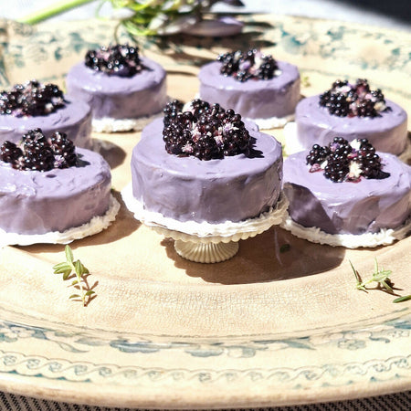 BLACKBERRY CAKE