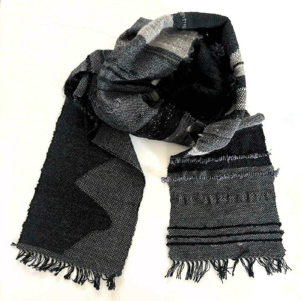 CJones_scarf_black2_Oct2024