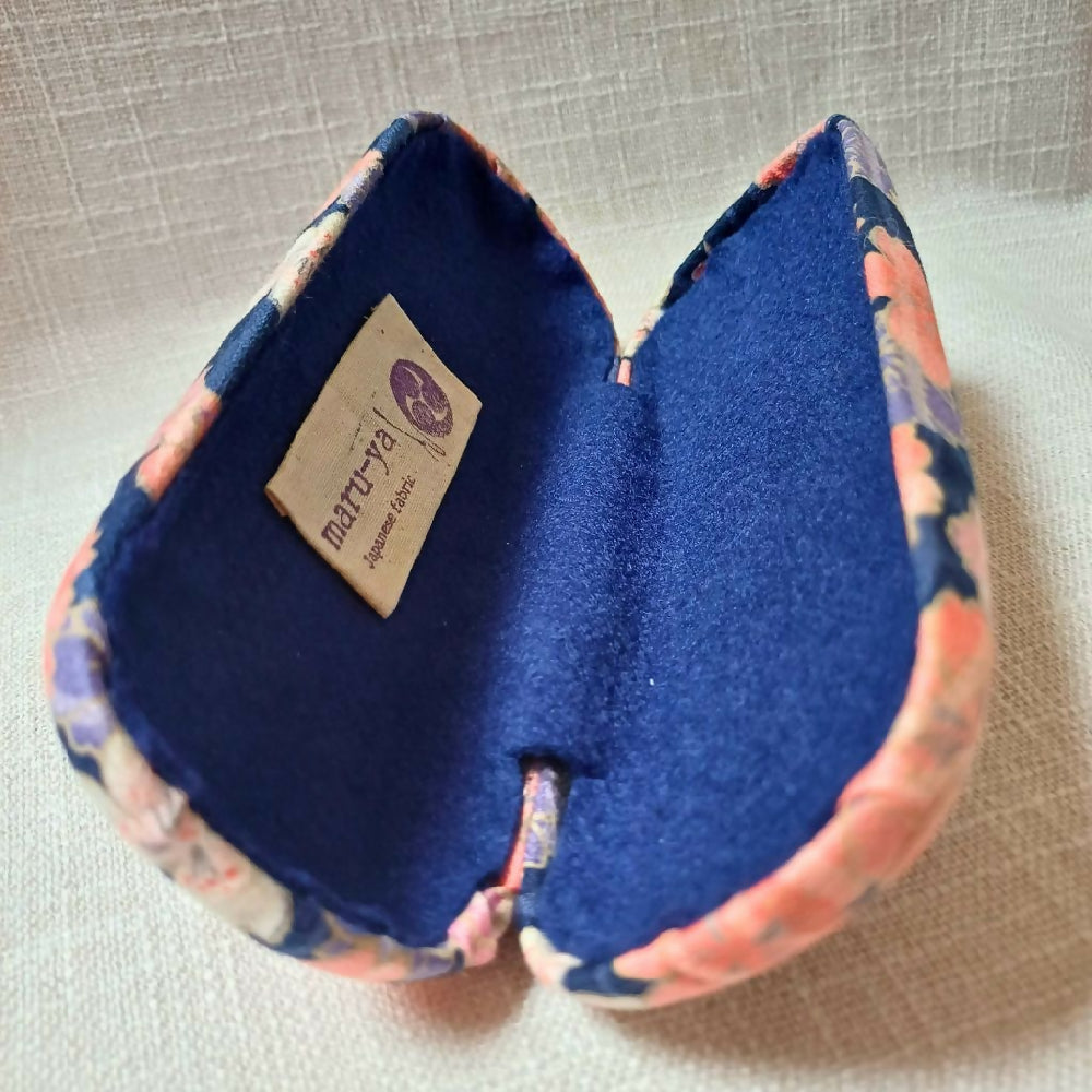 maru-ya_glasses case_navyblue sakura 3