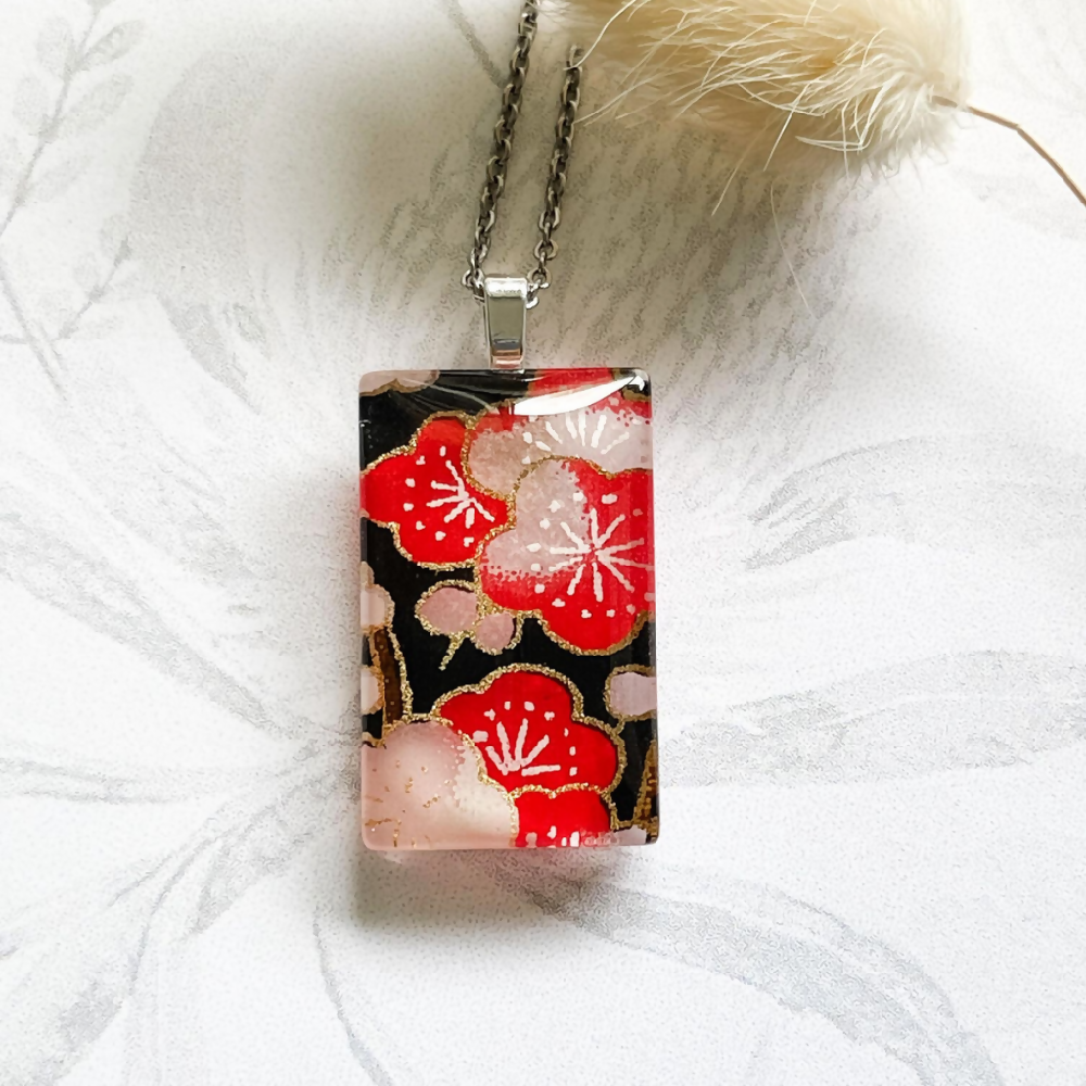 red-cherry-blossom-pendant-Japanese-papers