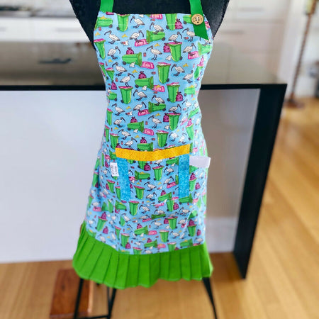 Ibis pinafore ladies apron with pocket. Bin chicken apron.