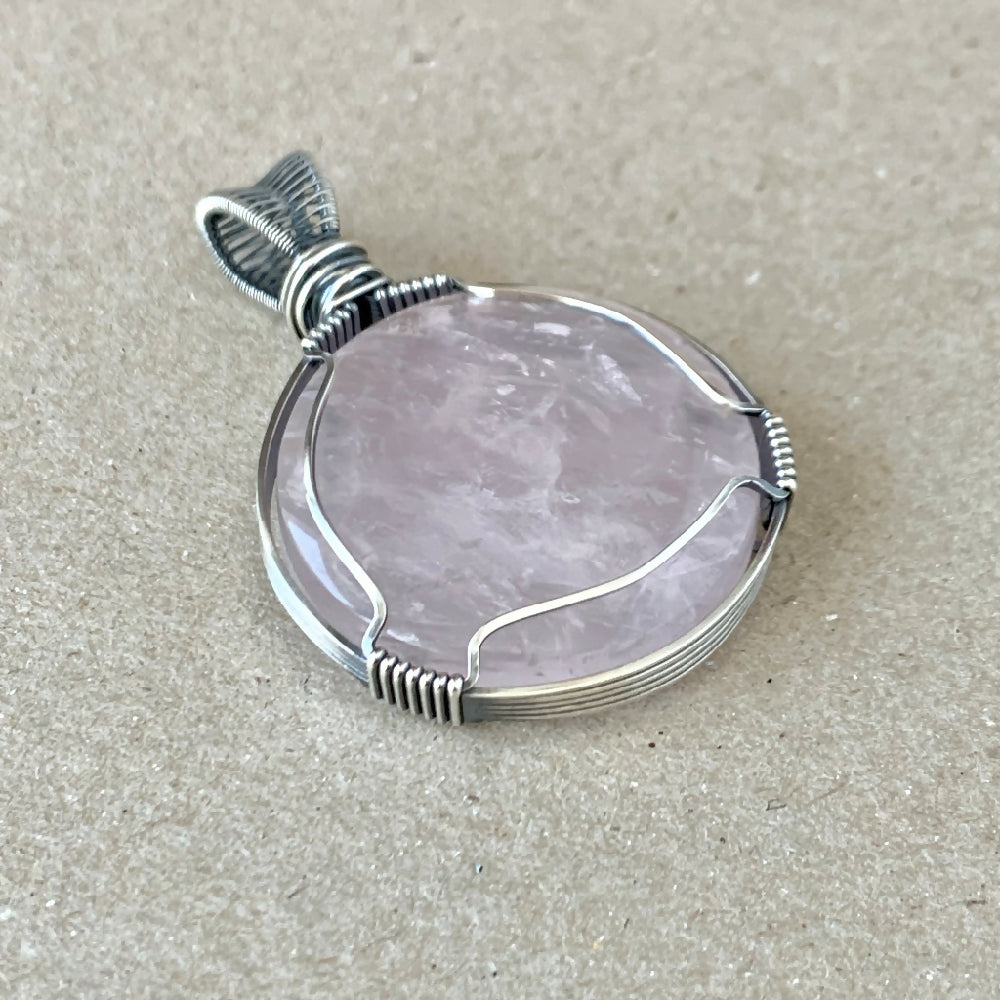 PJS06080_02_RoseQuartzPendant