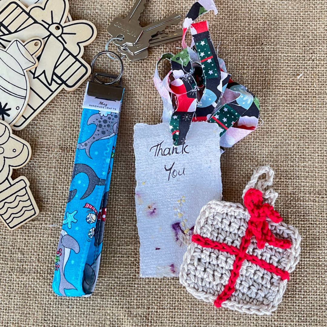 Teacher Keychain Wristlet | Holiday Gift | Christmas fabric | Stocking Stuffer | Secret Santa