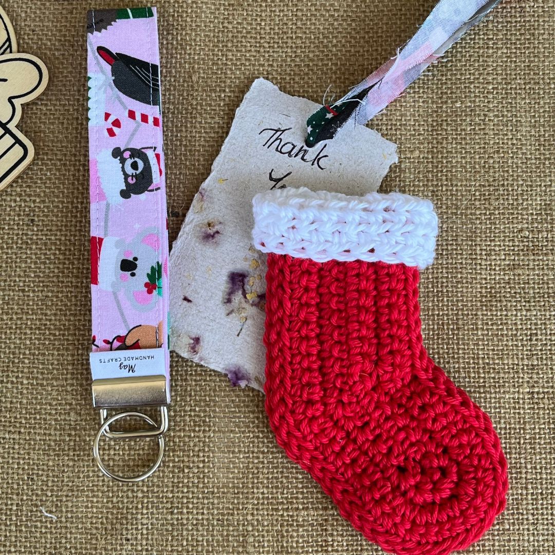Teacher Keychain Wristlet | Holiday Gift | Christmas fabric | Stocking Stuffer | Secret Santa