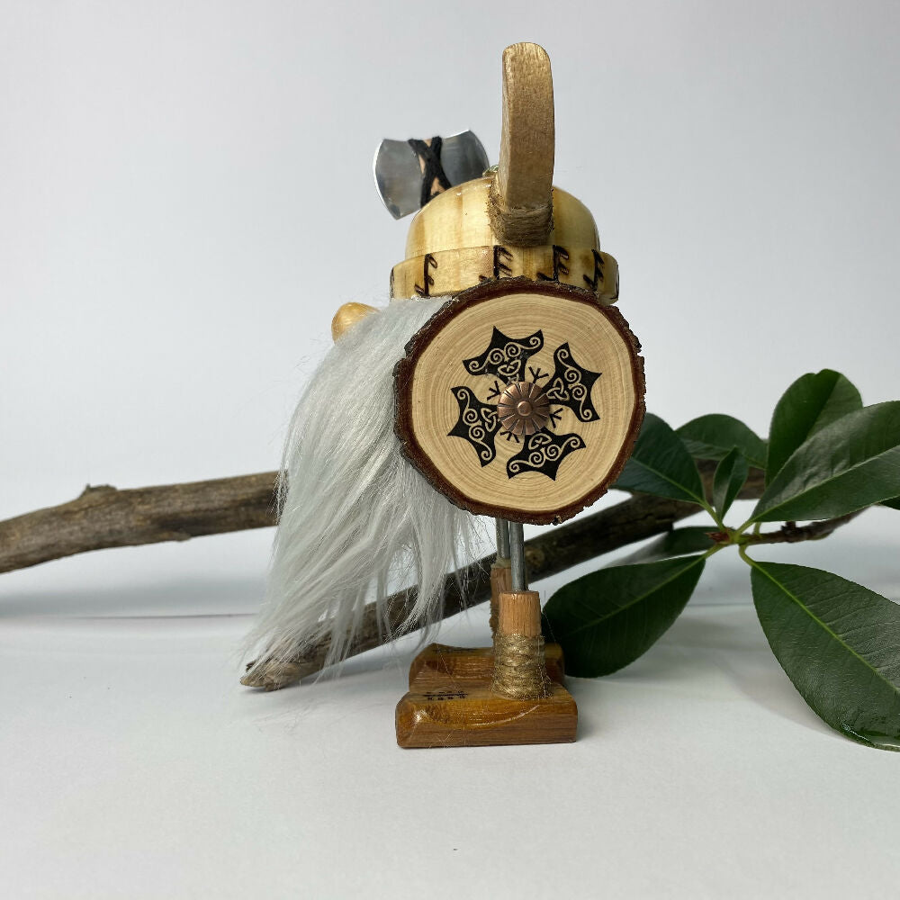 handmade-wood-vikings-1