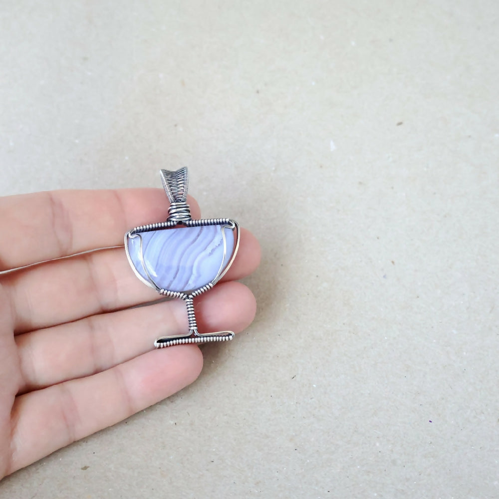 PJS05965_07_BlueLaceAgateChalicePendant_C