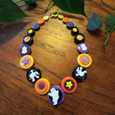 Halloween necklace - Just Spooky