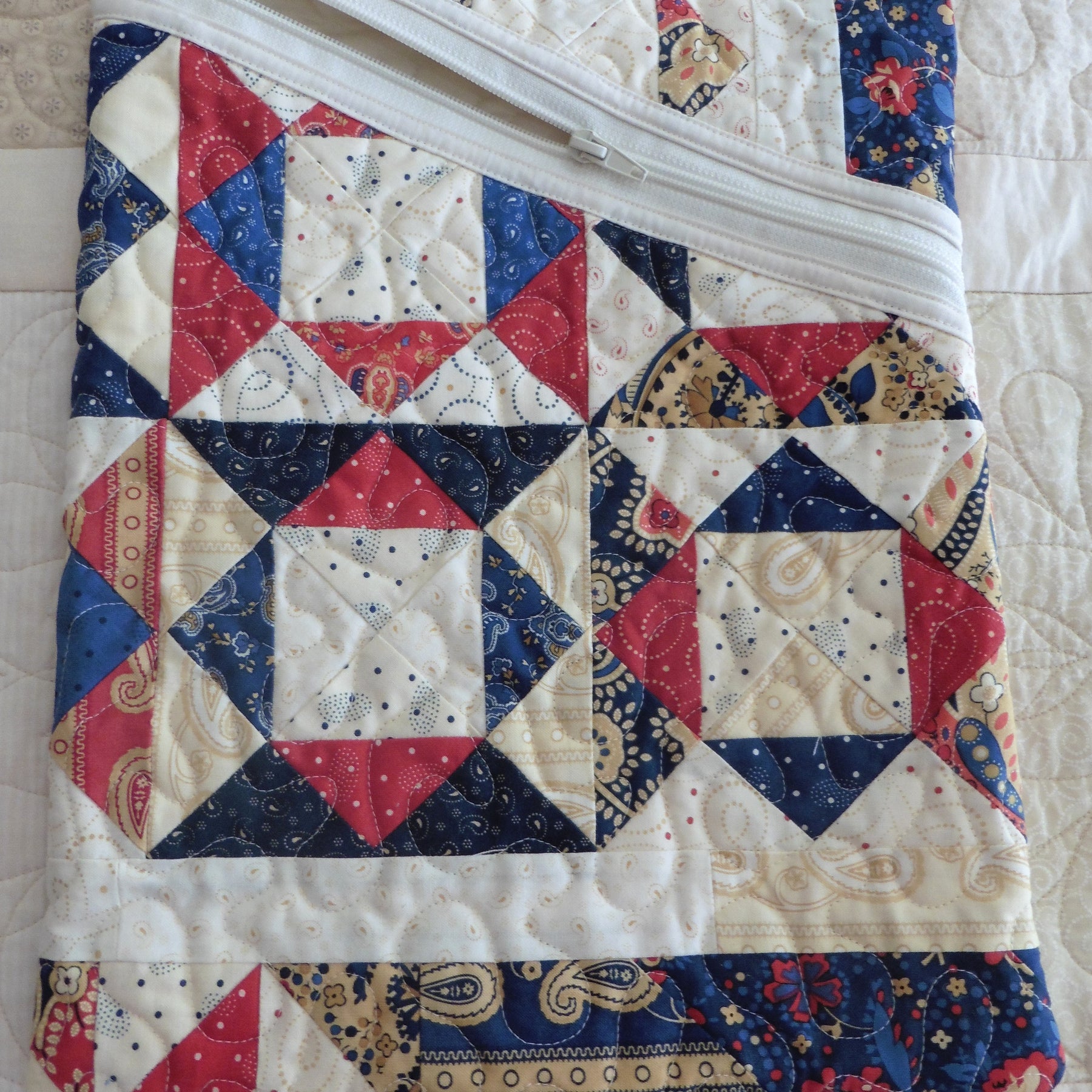 Quilted Zipper Bag (Large)