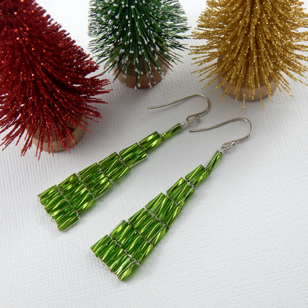 Glass Christmas Tree earrings,Handwoven Green Christmas Tree Earrings