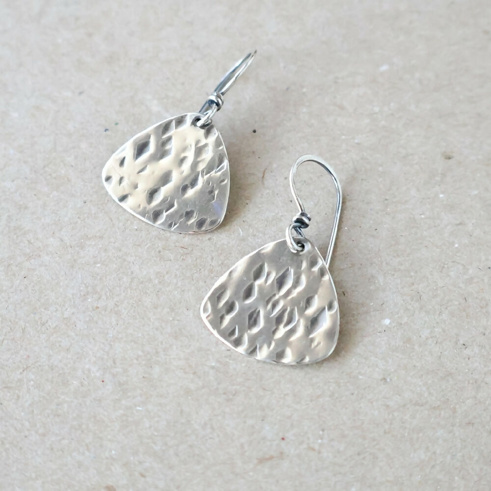 EMS05413_04_EthicalSterlingSilverGuitarPickEarrings