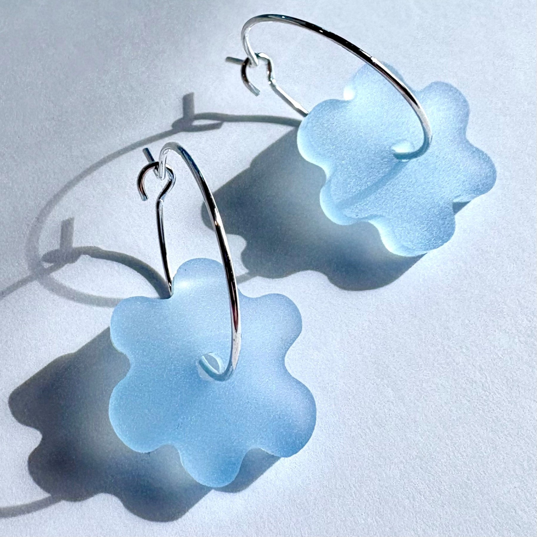 Bees Knees mini Flower hoop - Light Blue