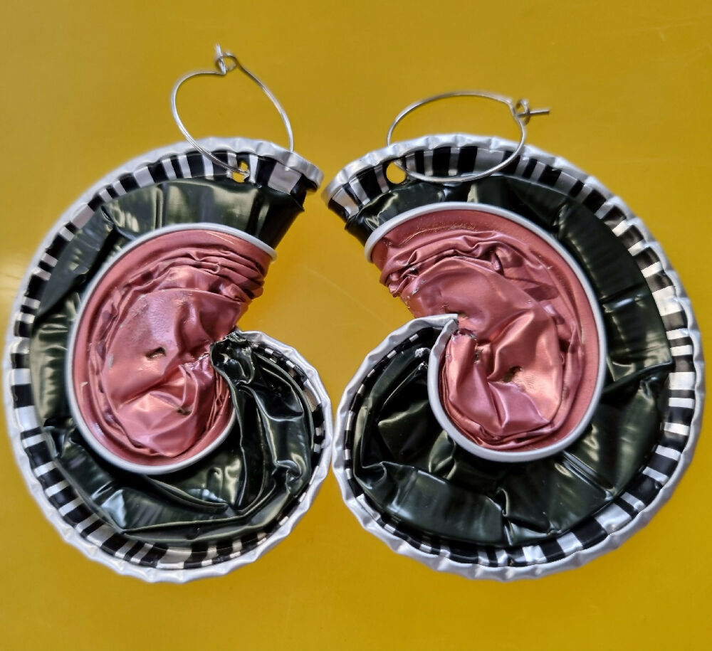 frogfeet designs Coffee pod earrings pink 5
