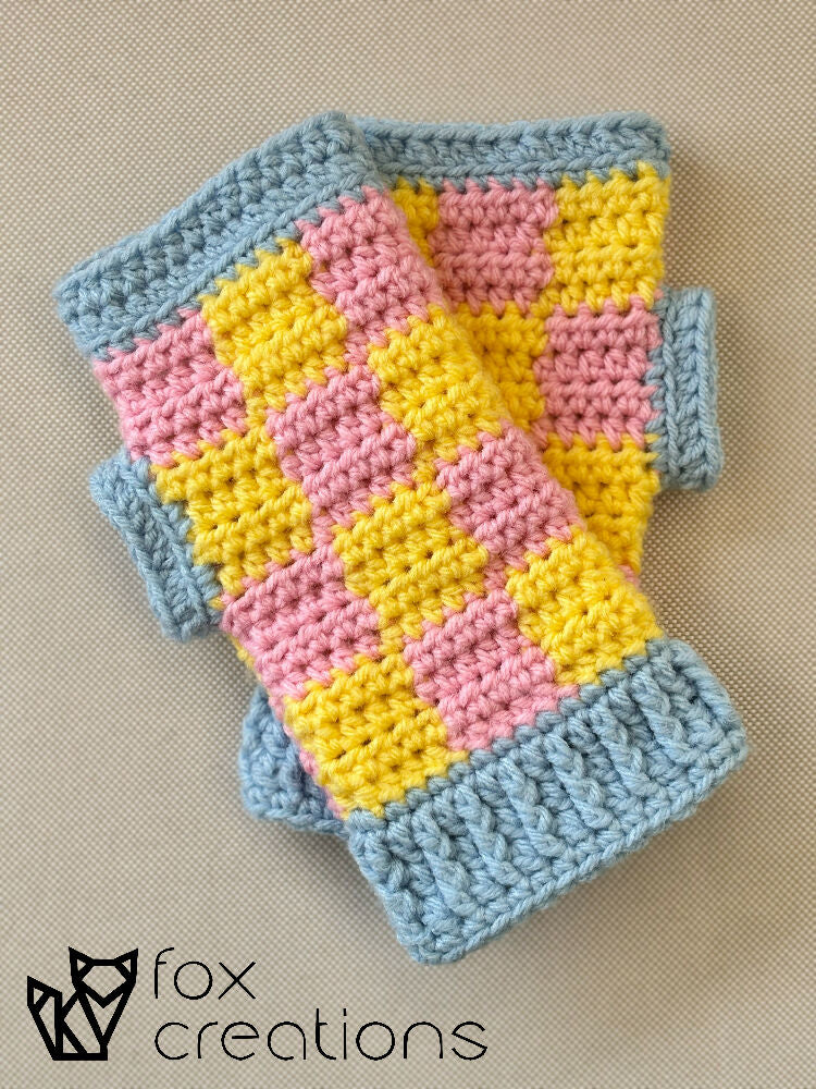 Cheery Checkered Gloves Crochet Pattern