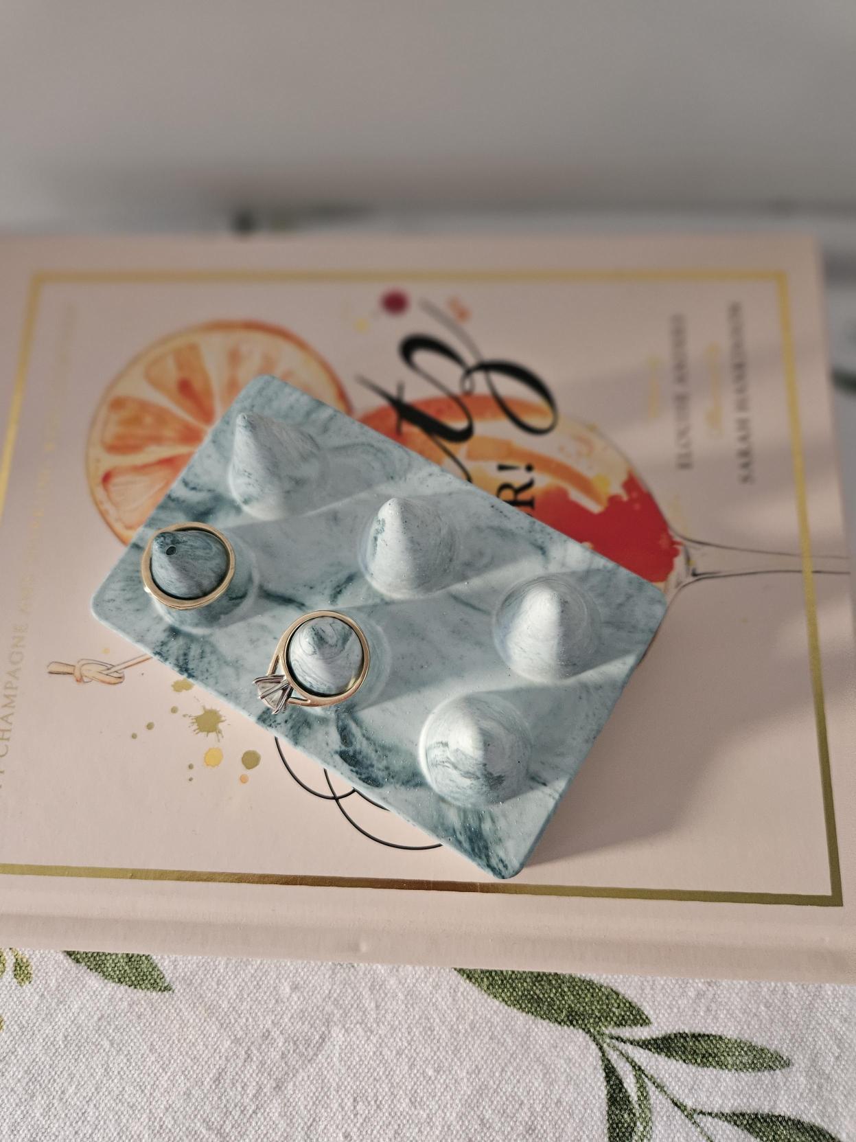 Eco Resin ring holder