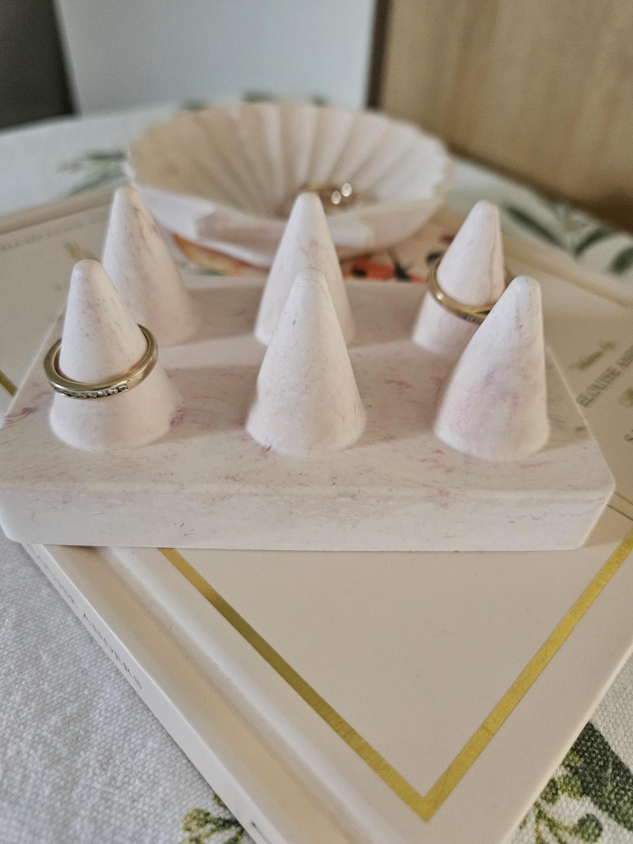 Eco Resin ring holder