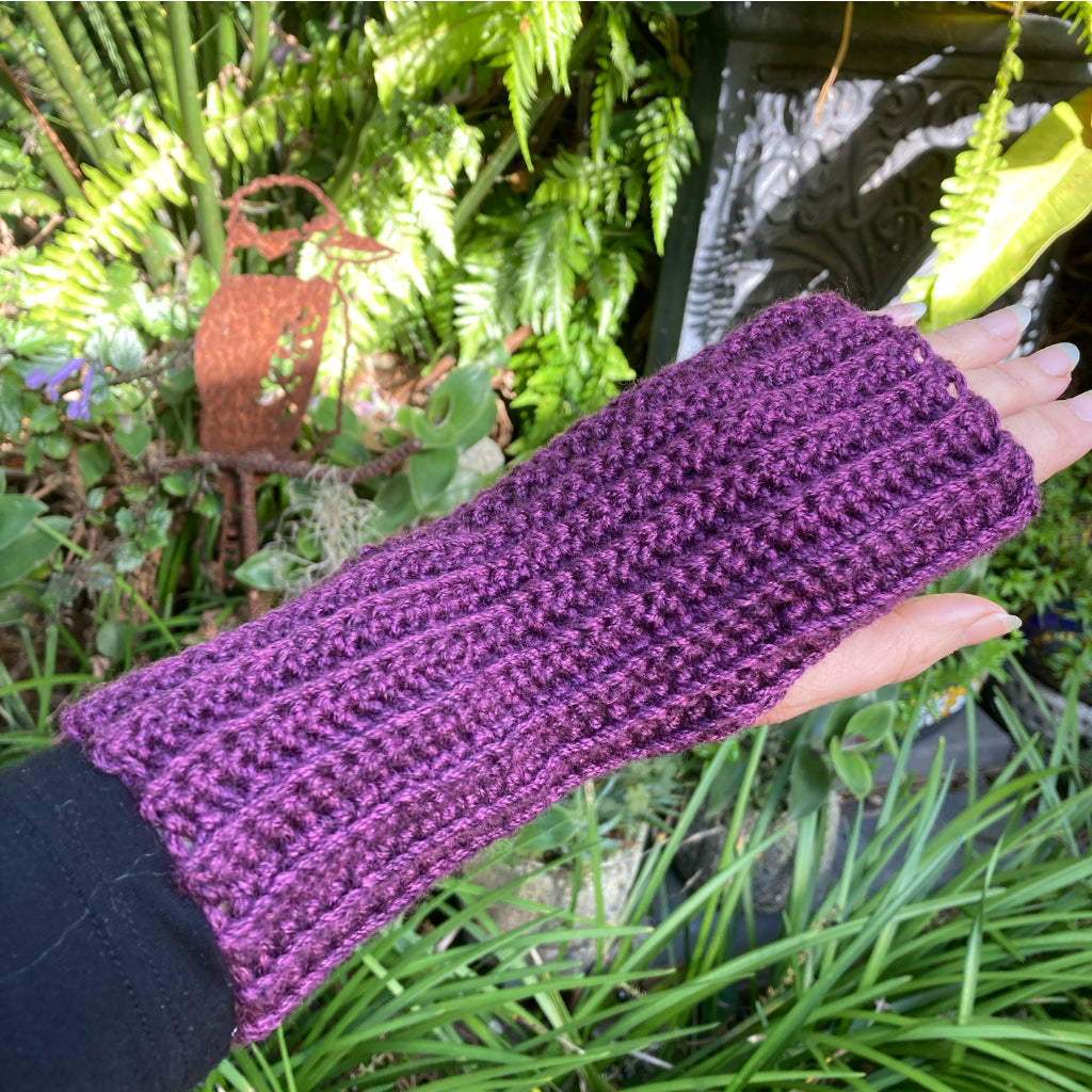 Fingerless Gloves - Mulberry
