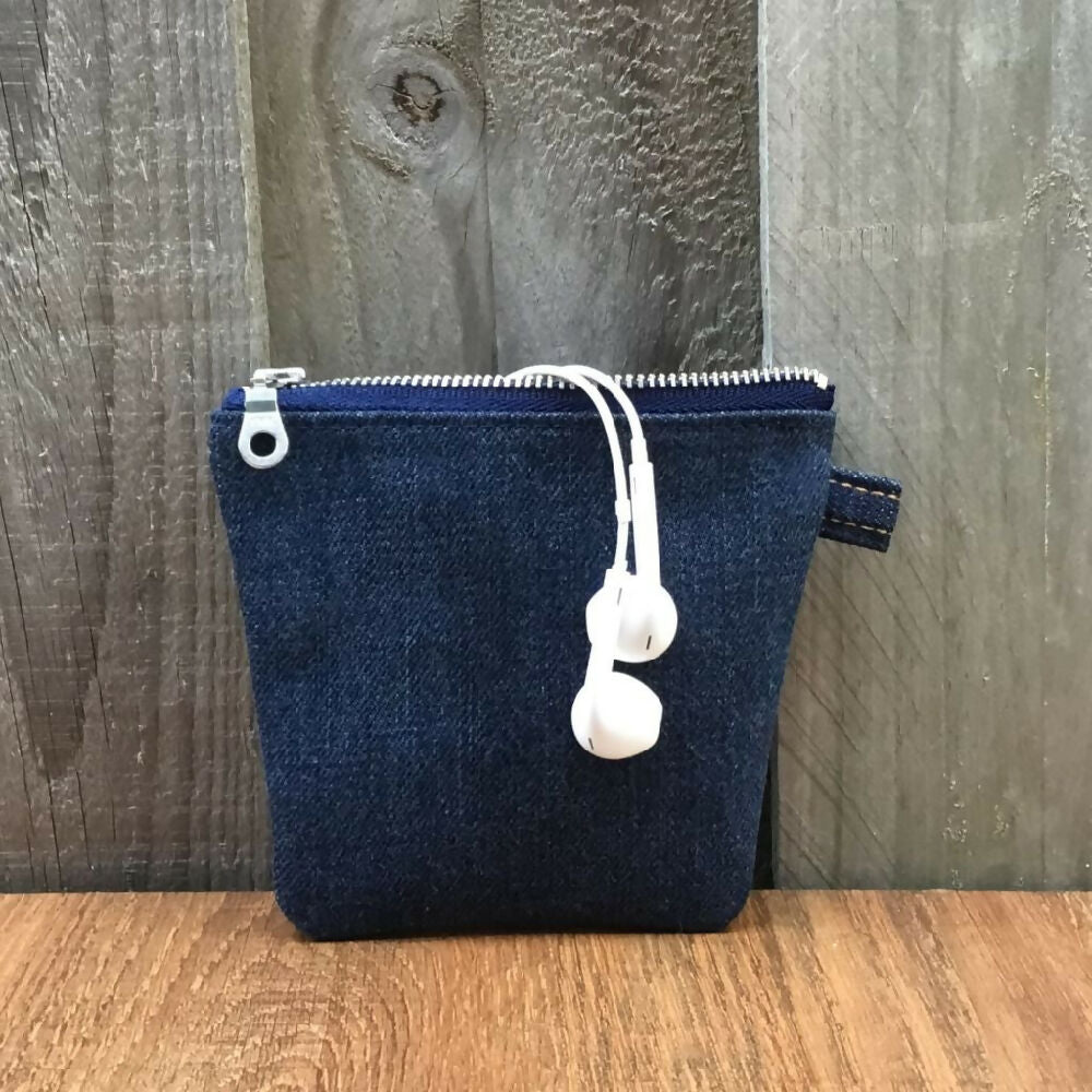 upcycled-denim-purse-01mm