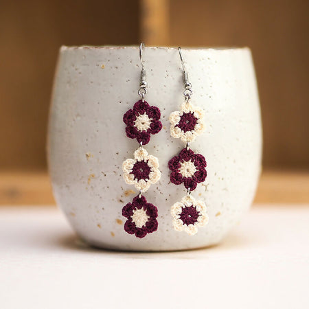 String of daisies micro-crochet earrings - burgundy and ivory