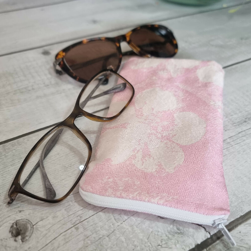 Upcycled double glasses pouch - pastel pink & flowers