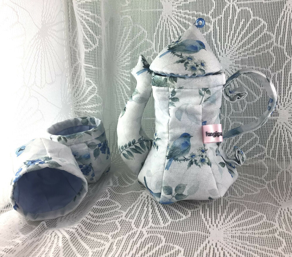 Tall Teapot set Blue Finch