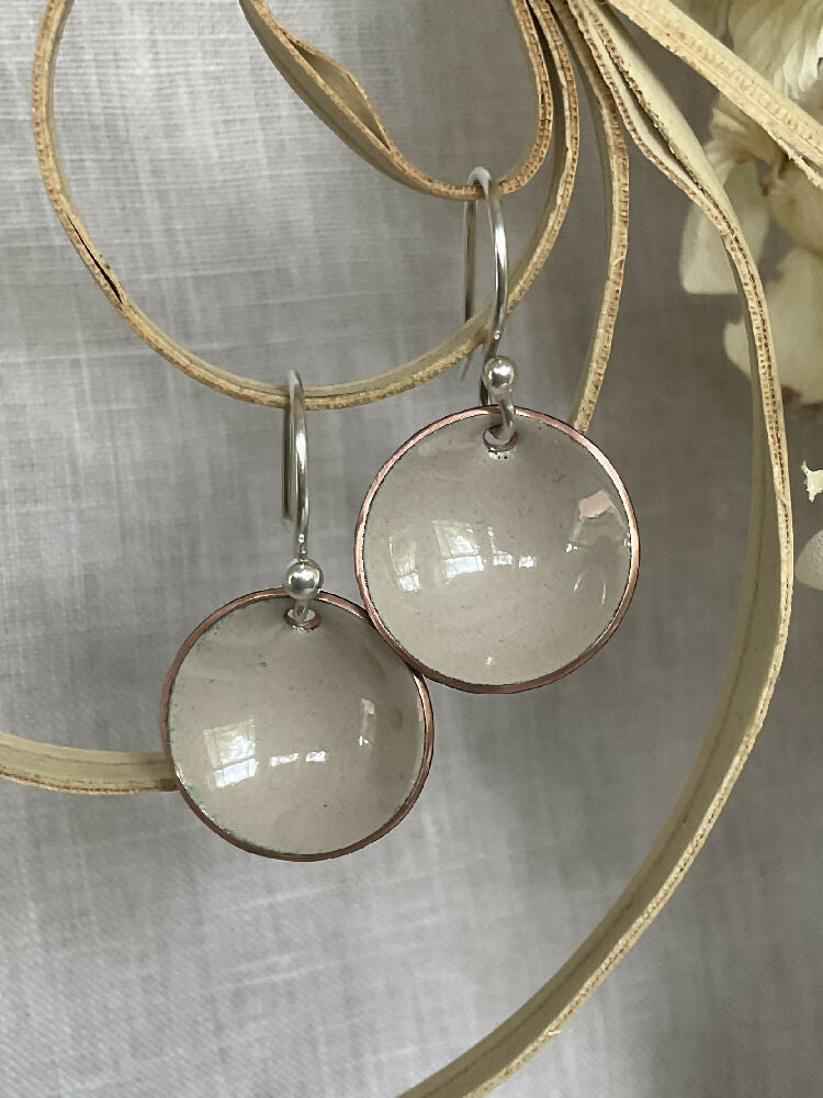 Everyday Earrings. Brown tones