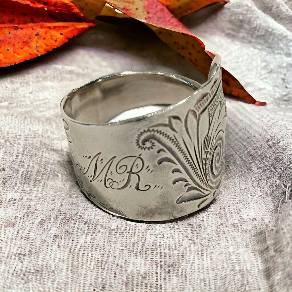 Floral MR spoon ring 2-Photoroom