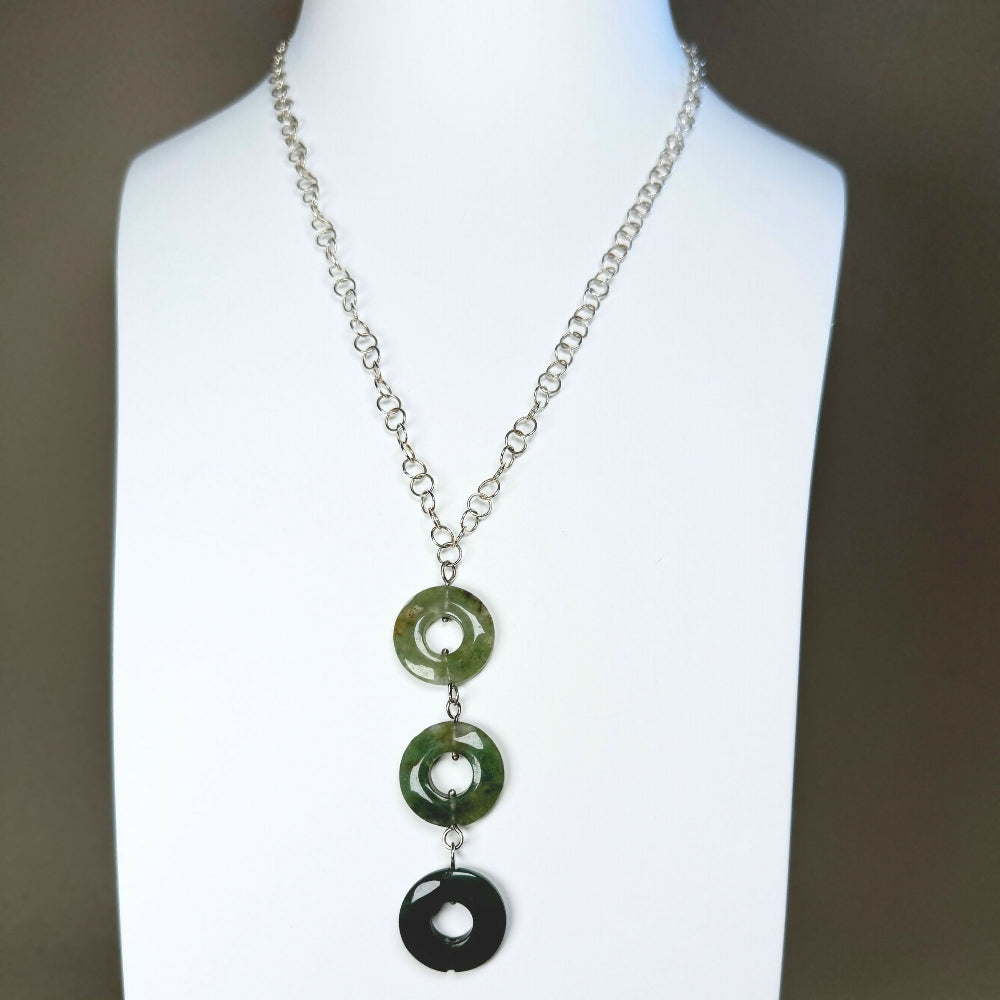 Moss agate necklace on bust