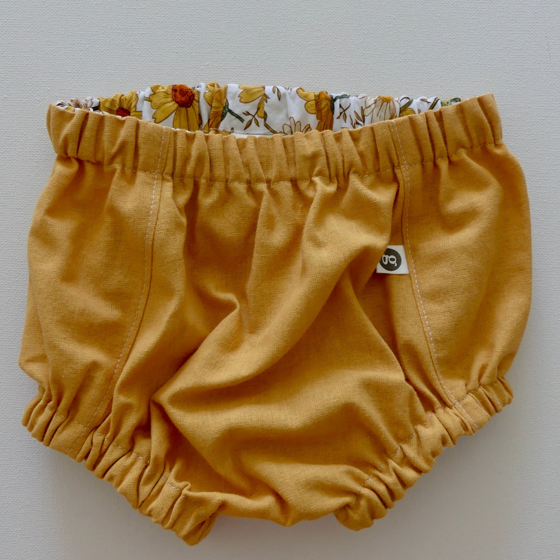 'BLOOMERS & BOOMERS'