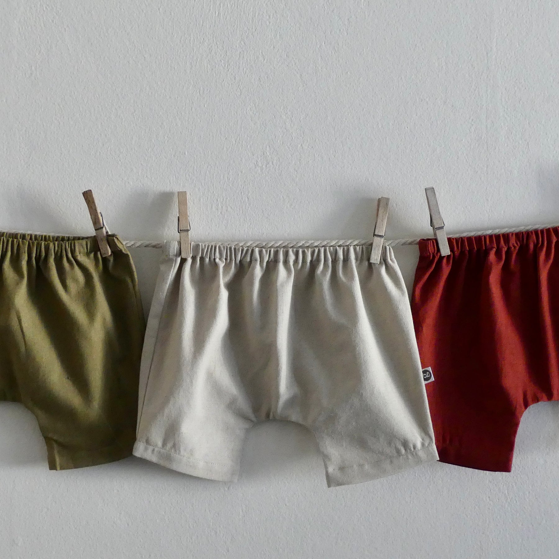 'BLOOMERS & BOOMERS'