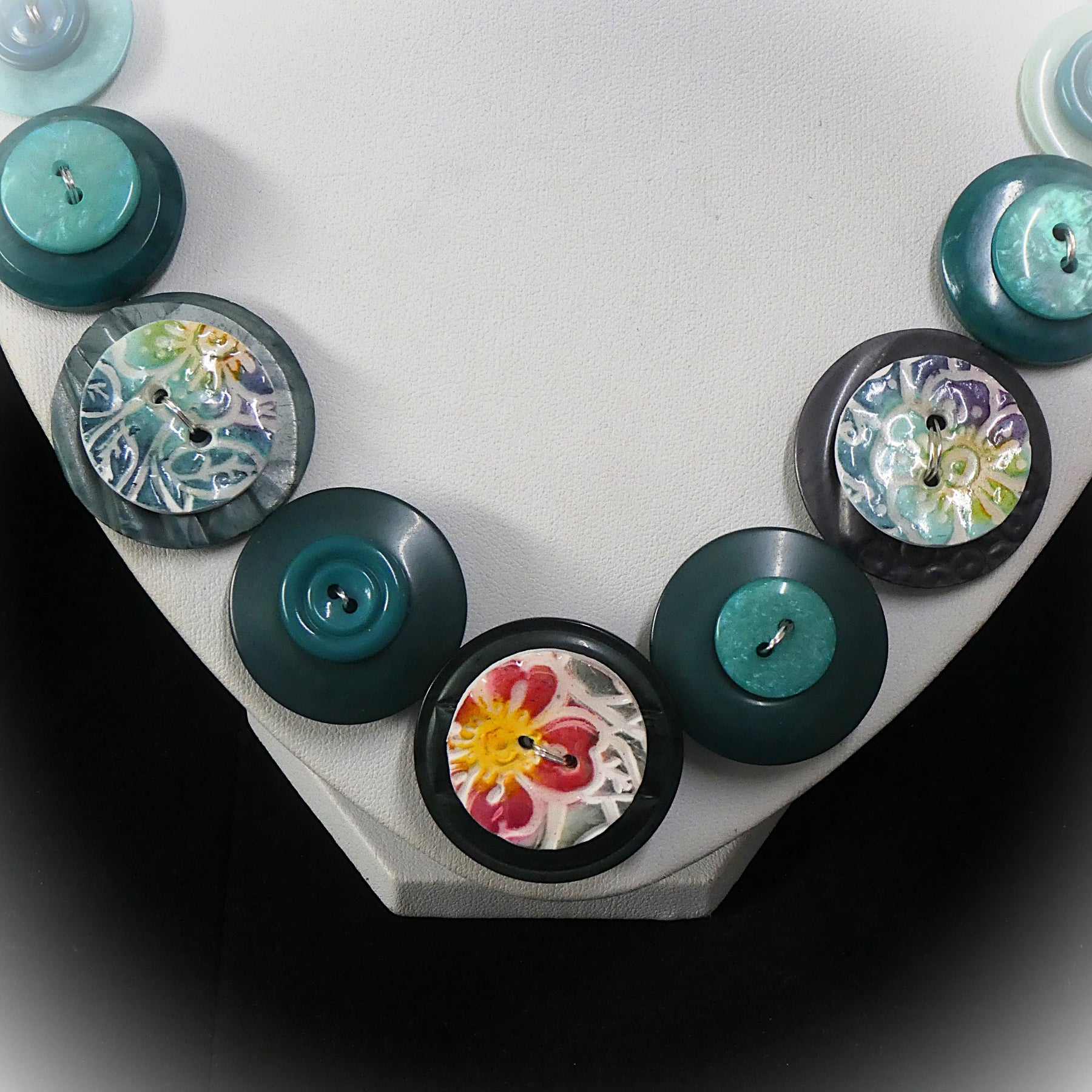 Button necklace and earrings - Blue Lagoon