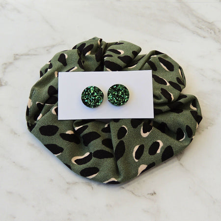 Khaki Scrunchie & Stud set