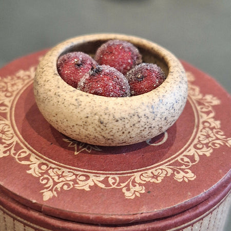 SPECKLED BOWL with faux sugared berries