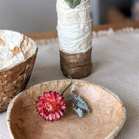 Eco Paper Dish – Handcrafted Sustainable Home Décor Tray