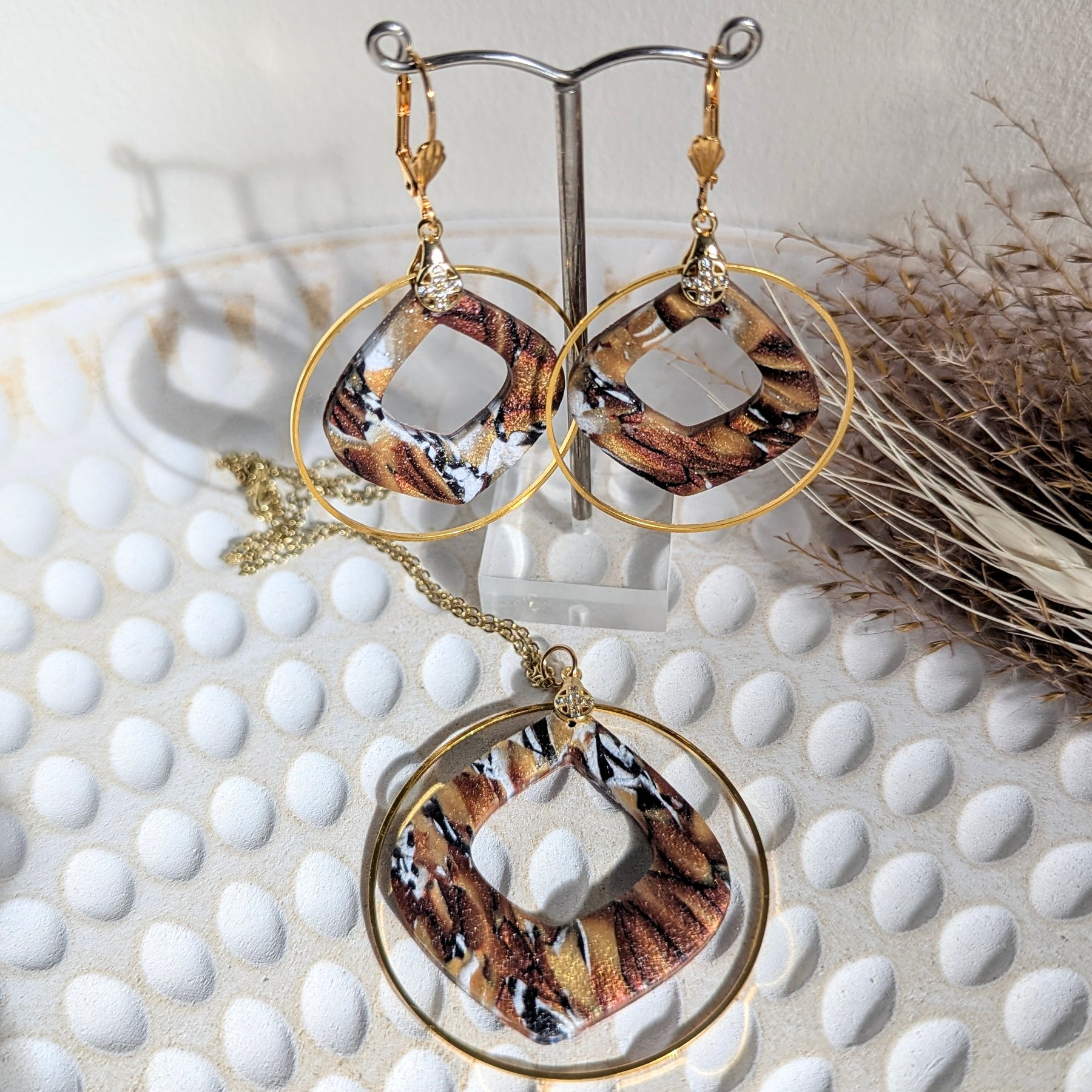 Gold Finished Pendant and Earring Set. Free Shipping