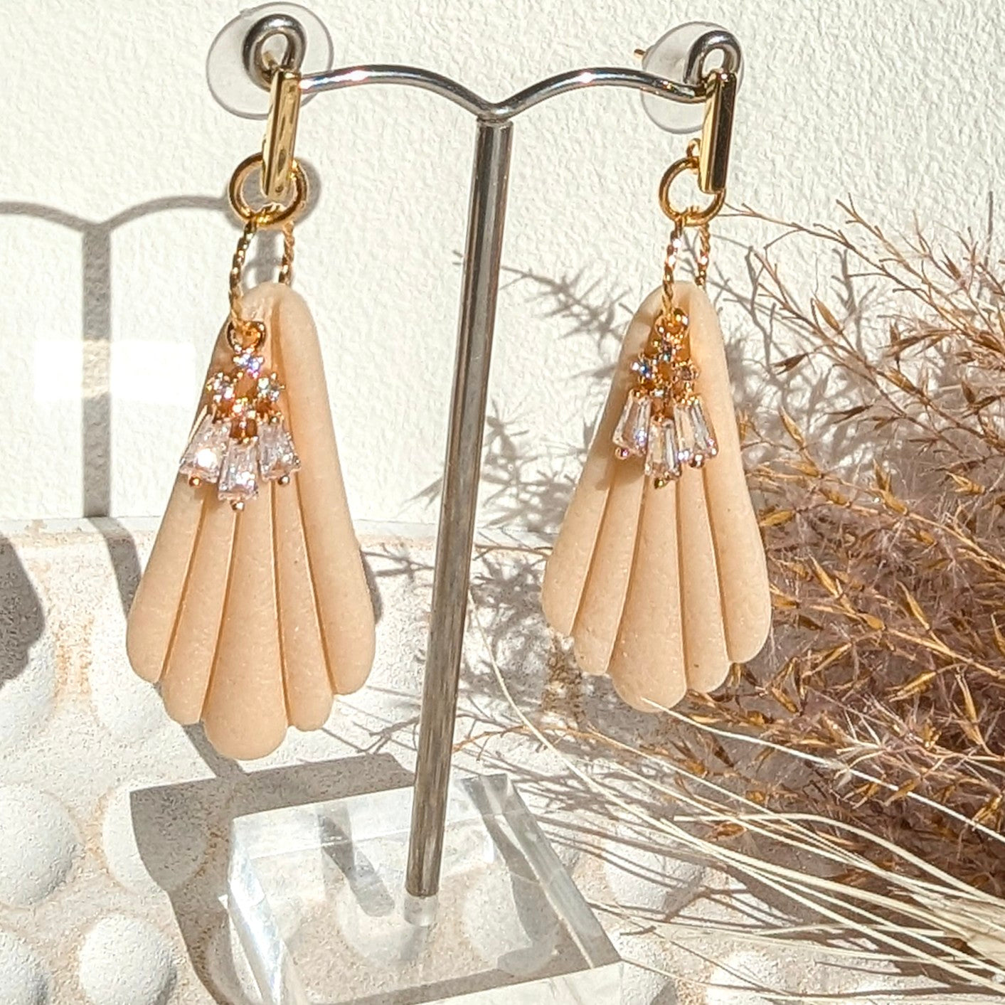 Elegant Fan Shaped Drop Earrings with Gold Accents.