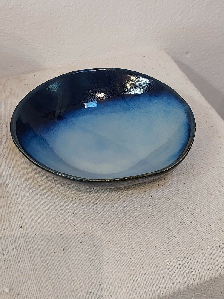 Two blues serving bowl