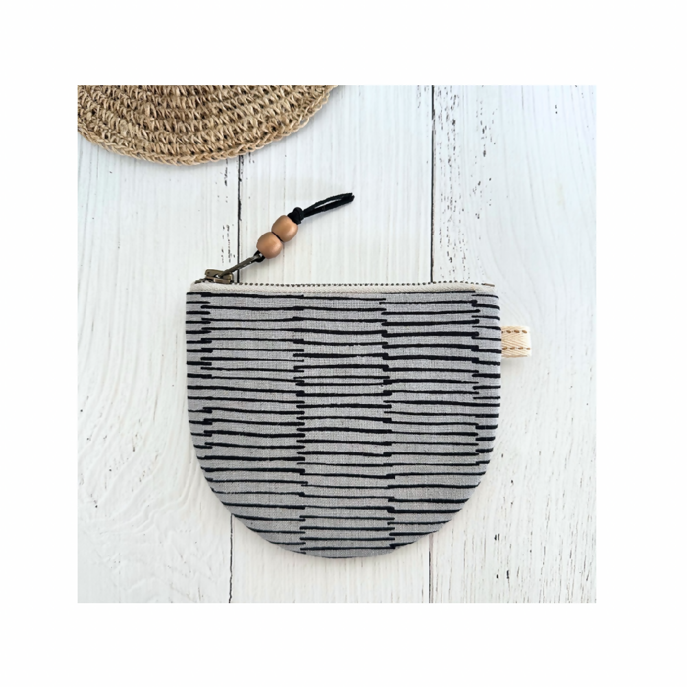 Curved Coin Purse - Grey Linen