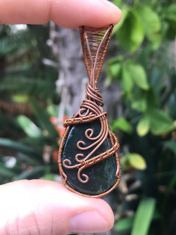 Moss Agate Woven copper necklace