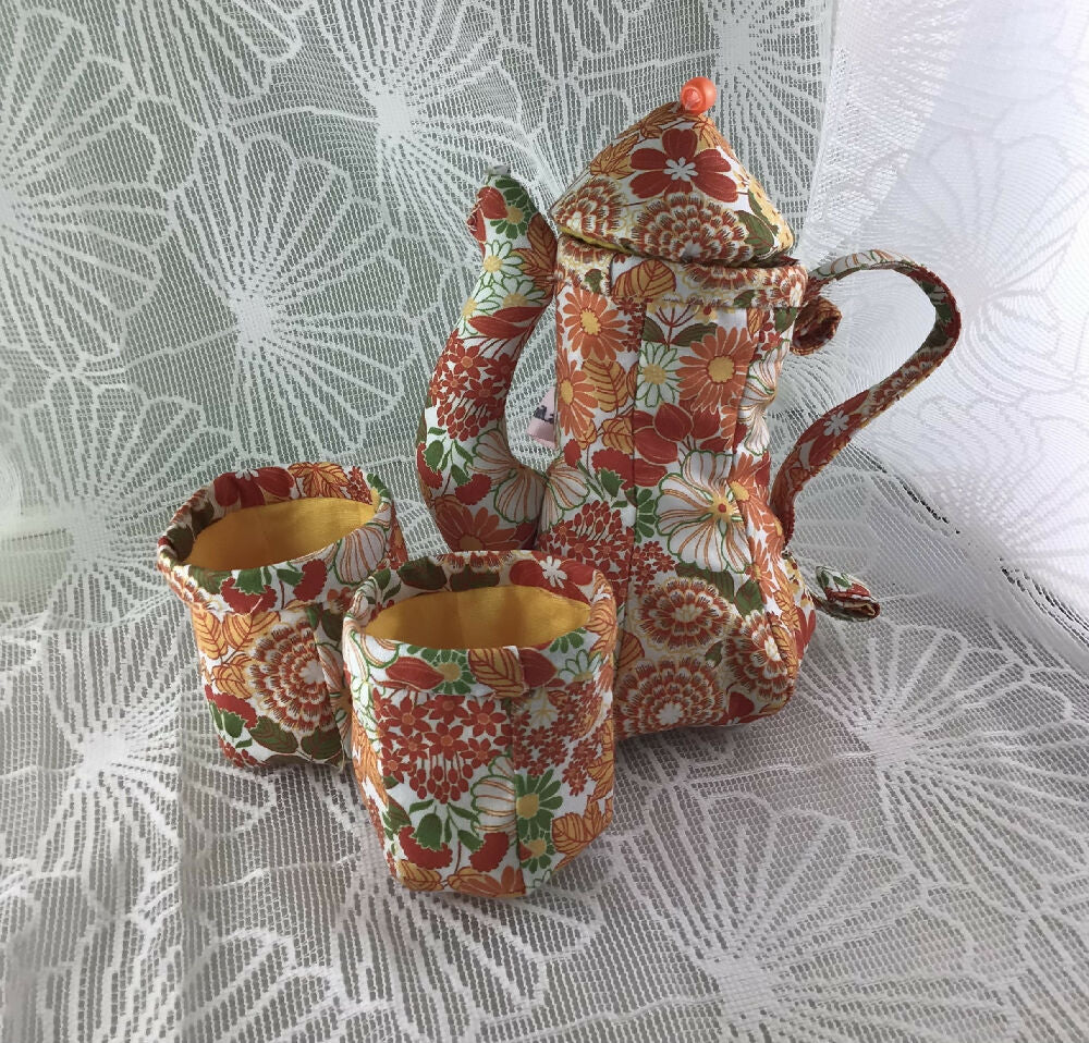 Tall Fabric Teapot 70’s Orange Daisy