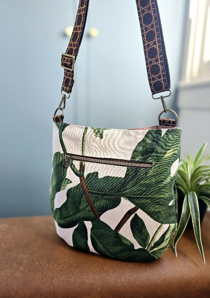 Leafy crossbody bag. Large tote bag.