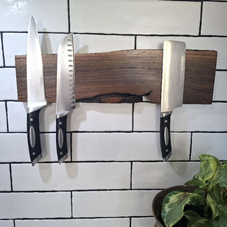 Beautiful Wall mounted Magnetic Knife Holder, 45cm, Holds 8 knives,Made in Rockingham W.A., Unique Blackbutt Timber, Original Wedding Present or Anniversary Gift, Feature Edge