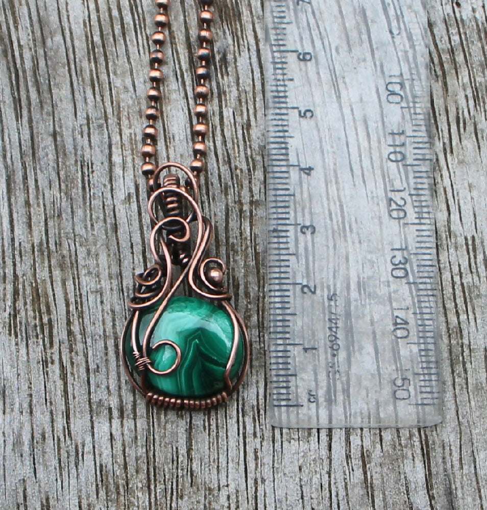 Malachite in Copper with chain