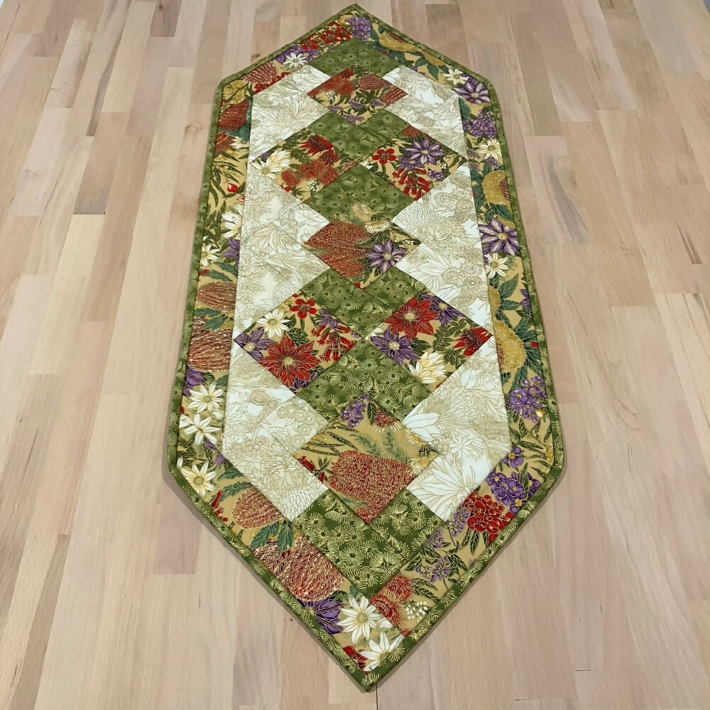 Australian native handmade quilted table runner_1