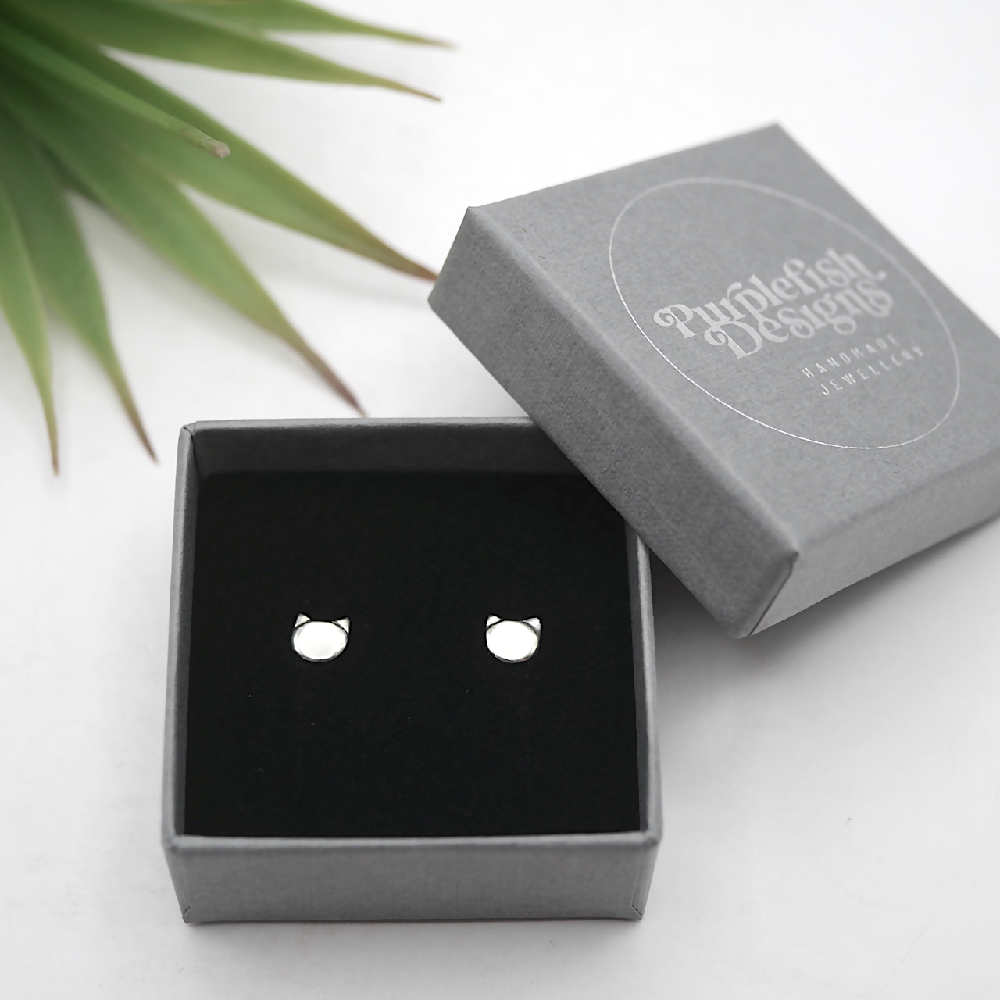 kitty studs sterling silver gift box sml