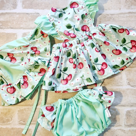 Ruffle Bum set - various colours - Size Small - E027