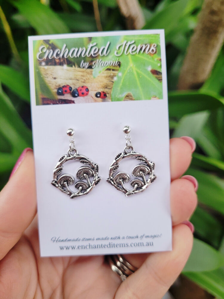 Silver trio mushroom earrings