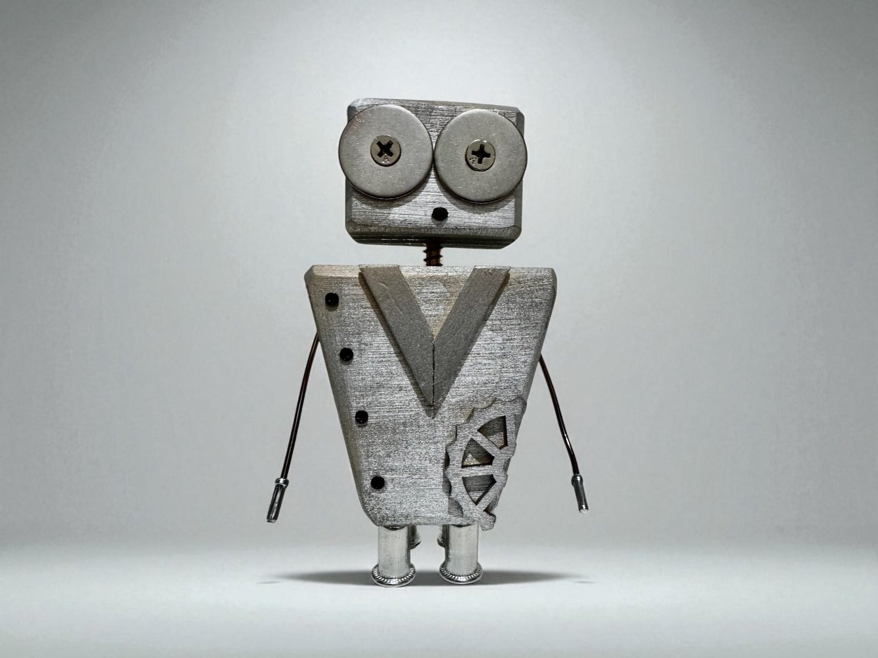 Rivet & Rose G-01 – Wooden Robot Couple (Customisable)